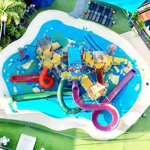 https://paradise-resort-gold-coast.queenslandhotels.net